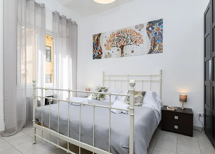 Sanniti Luigi Cozy Rome